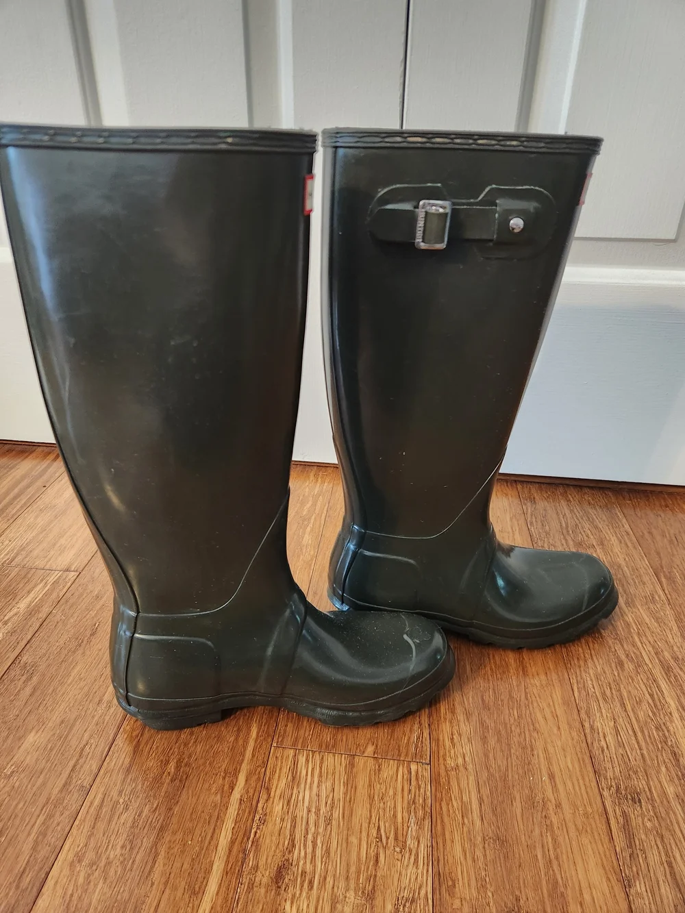 Hunter Women's Original Tall Glossy Rain Snow Boots in Dark Green, Size 7